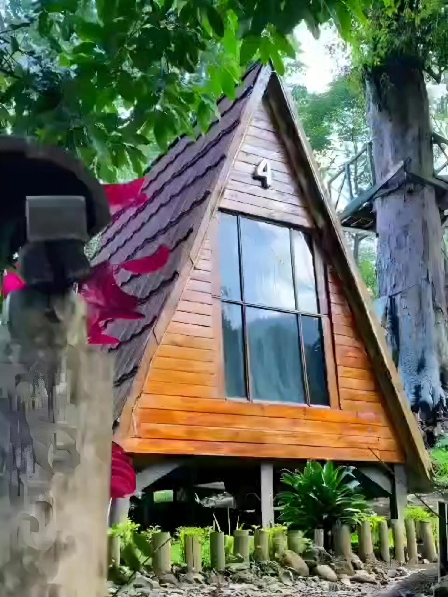 Penginapan Nuansa Riung Gunung Hotel Pangalengan ภายนอก รูปภาพ